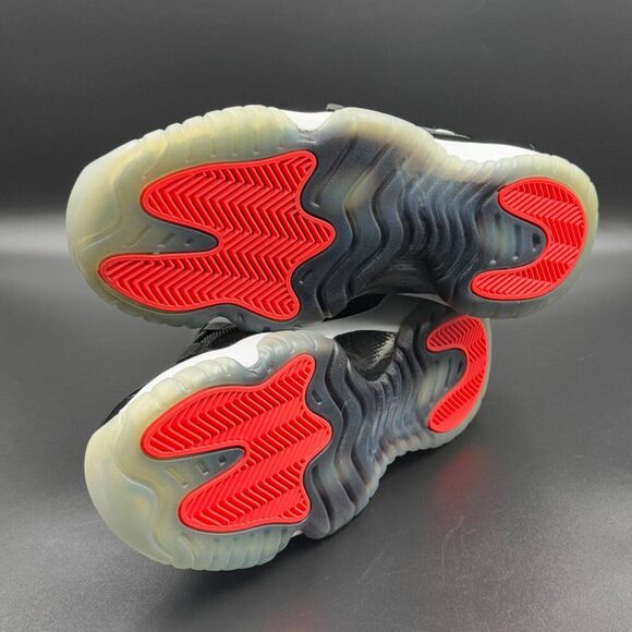 Air Jordan 11 Retro Low GS 'Infrared 23' - Picture 10 of 13